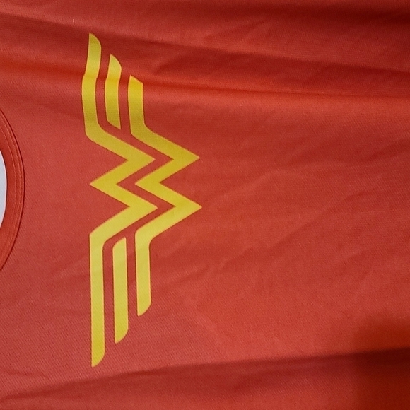 NWT Headsweats Gear Womenes Singlet Tank Top Wonder Woman Size M - Picture 2 of 8